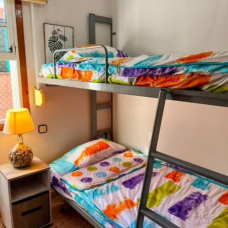 Casa Con Jardin A Un Minuto De La Playa, Casa Nolo Nyaraló *